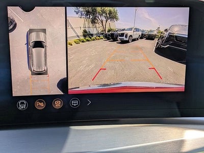 2026 Cadillac VISTIQ Luxury