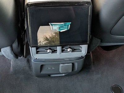 2026 Cadillac VISTIQ Luxury