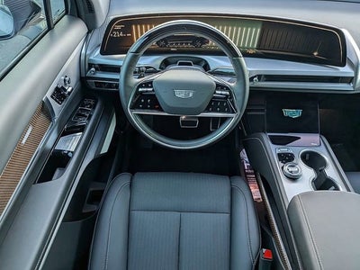 2026 Cadillac VISTIQ Luxury