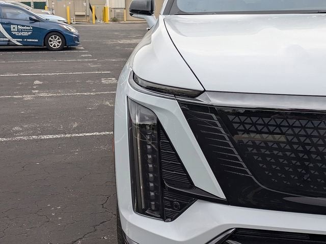 2026 Cadillac VISTIQ Sport