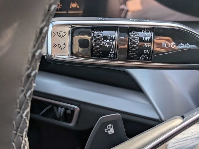 2027 Cadillac VISTIQ Sport