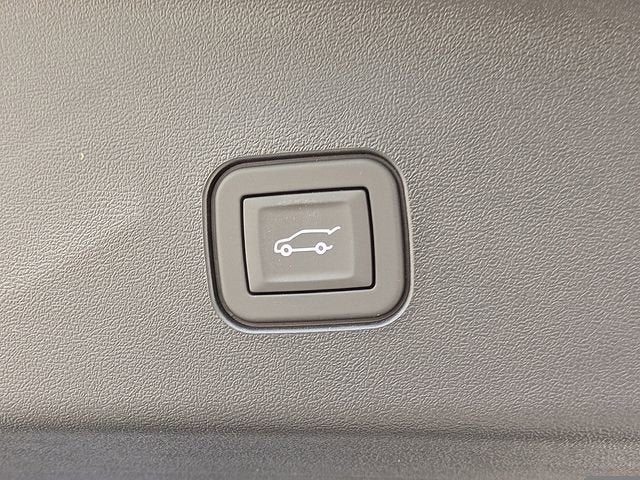 2026 Cadillac VISTIQ Platinum