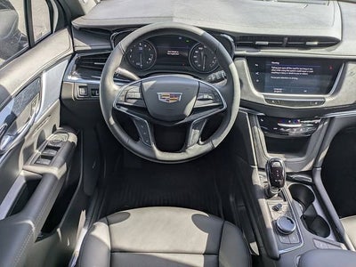 2026 Cadillac XT5 Luxury