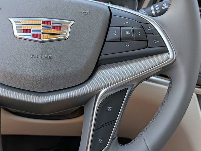 2026 Cadillac XT5 Luxury