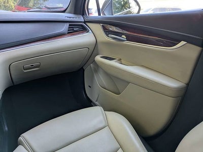 2019 Cadillac XT5 Luxury FWD