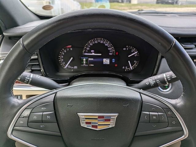 2019 Cadillac XT5 Luxury FWD