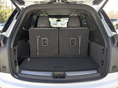 2025 Cadillac XT6 Luxury