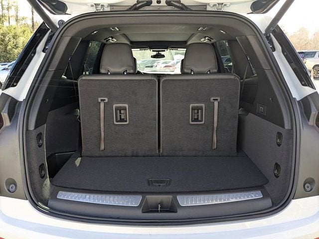 2025 Cadillac XT6 Luxury