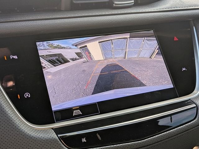 2025 Cadillac XT6 Luxury