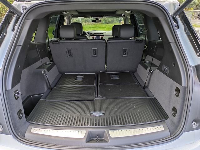 2025 Cadillac XT6 Luxury