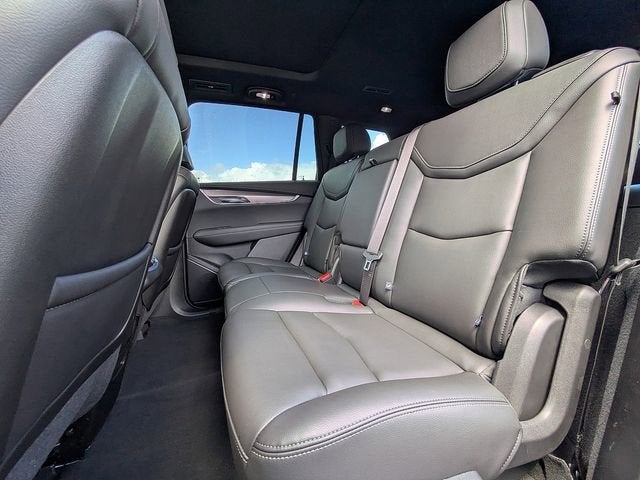 2025 Cadillac XT6 Luxury