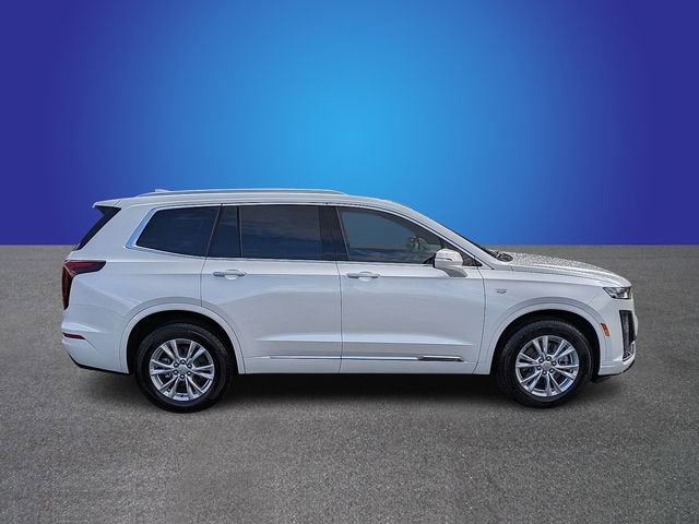 2025 Cadillac XT6 Luxury