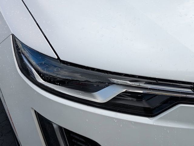 2025 Cadillac XT6 Luxury