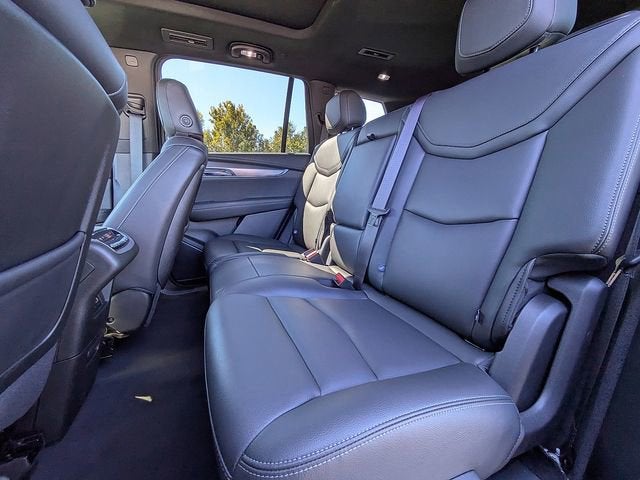 2025 Cadillac XT6 Luxury