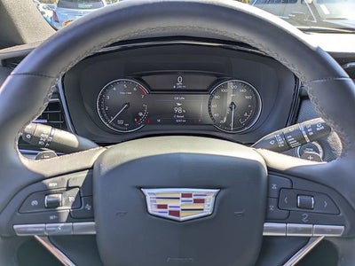 2025 Cadillac XT6 Luxury