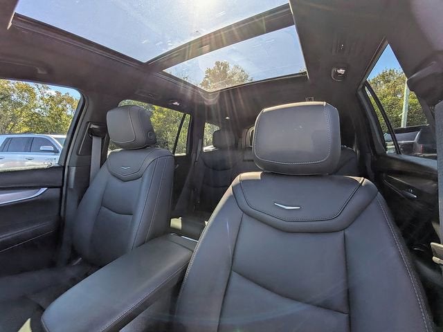 2025 Cadillac XT6 Luxury