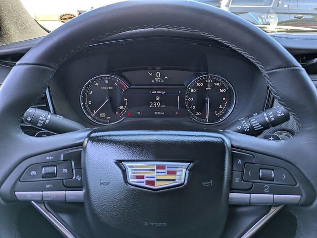 2025 Cadillac XT6 Luxury