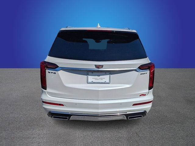 2025 Cadillac XT6 Luxury