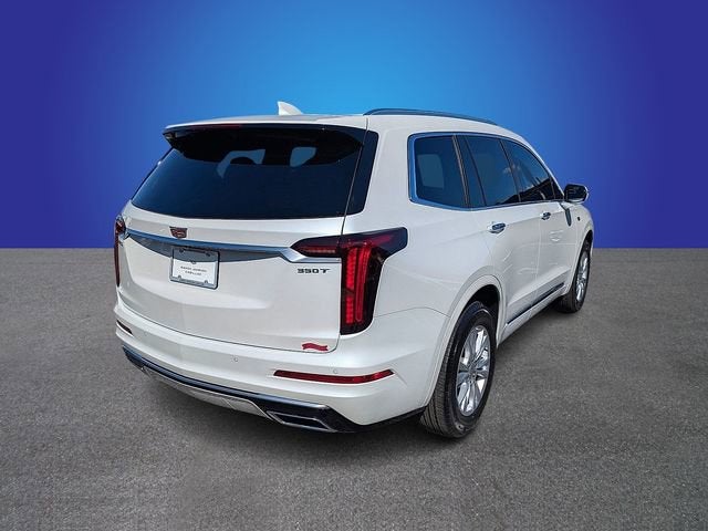 2025 Cadillac XT6 Luxury
