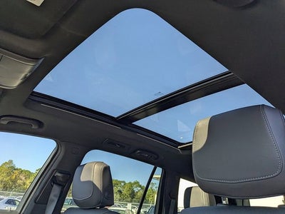 2025 Cadillac XT6 Luxury