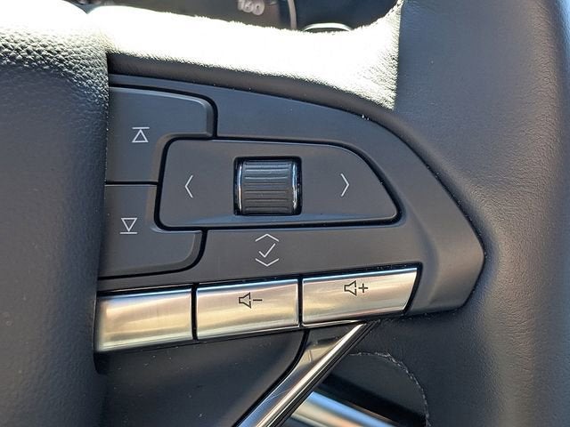 2025 Cadillac XT6 Luxury