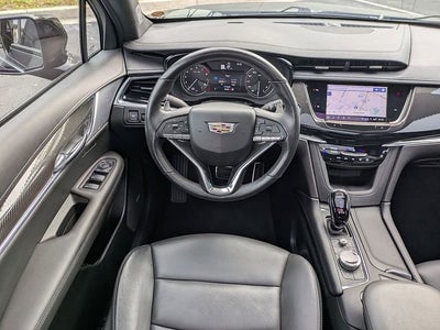 2025 Cadillac XT6 Sport