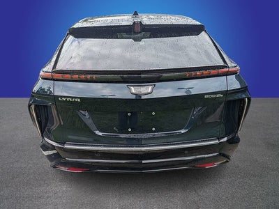 2024 Cadillac LYRIQ Luxury 1