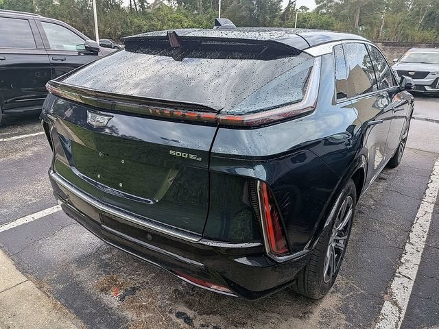 2024 Cadillac LYRIQ Luxury 1
