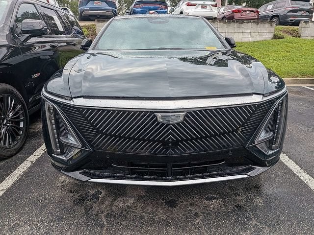2024 Cadillac LYRIQ Luxury 1