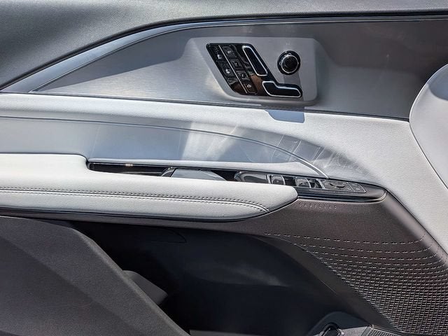 2027 Cadillac LYRIQ Sport
