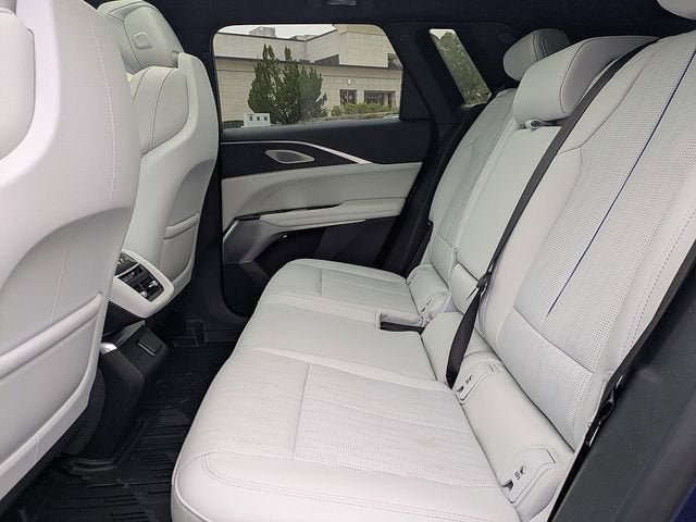 2024 Cadillac LYRIQ Sport 3