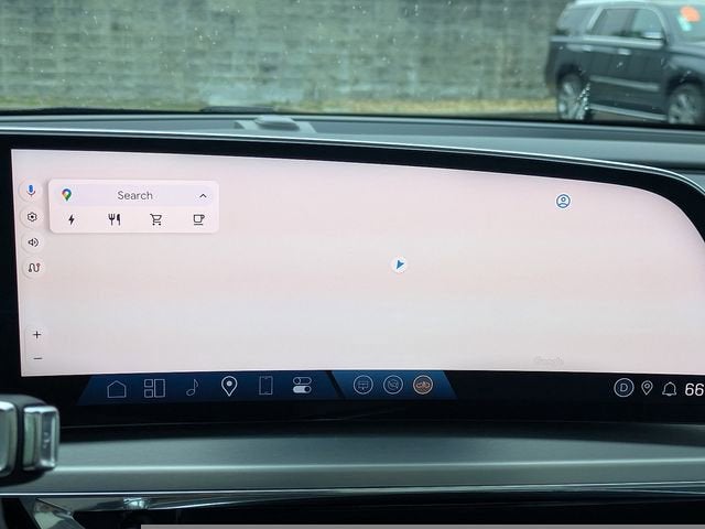 2024 Cadillac LYRIQ Sport 3