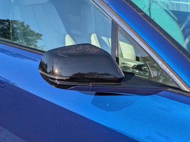 2024 Cadillac LYRIQ Sport 3