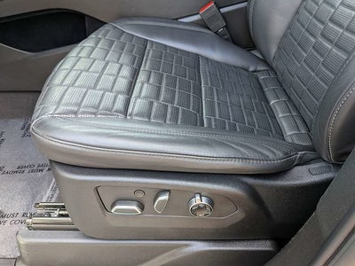 2023 Cadillac Escalade 4WD Sport Platinum