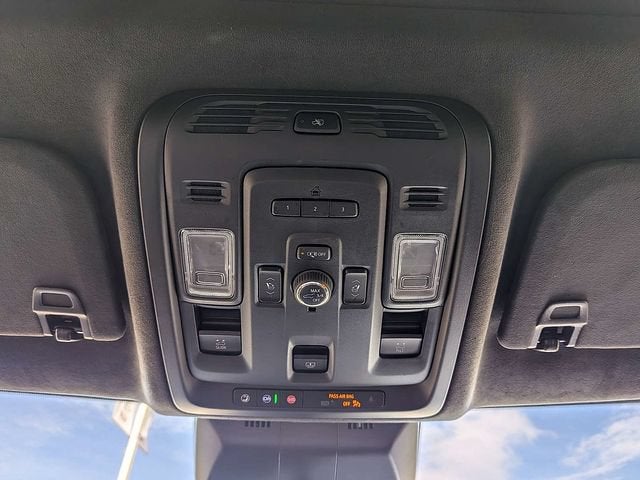 2023 Cadillac Escalade 4WD Sport Platinum
