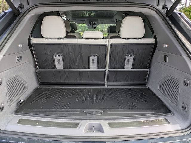 2026 Cadillac ESCALADE IQ Luxury