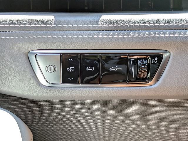 2026 Cadillac ESCALADE IQ Luxury