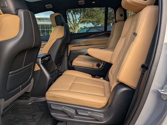 2026 Cadillac ESCALADE IQ Premium Sport