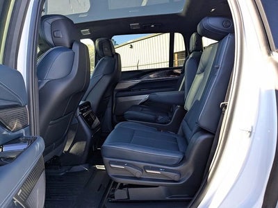 2025 Cadillac ESCALADE IQ Sport 2