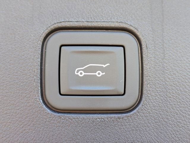 2026 Cadillac LYRIQ V-Series