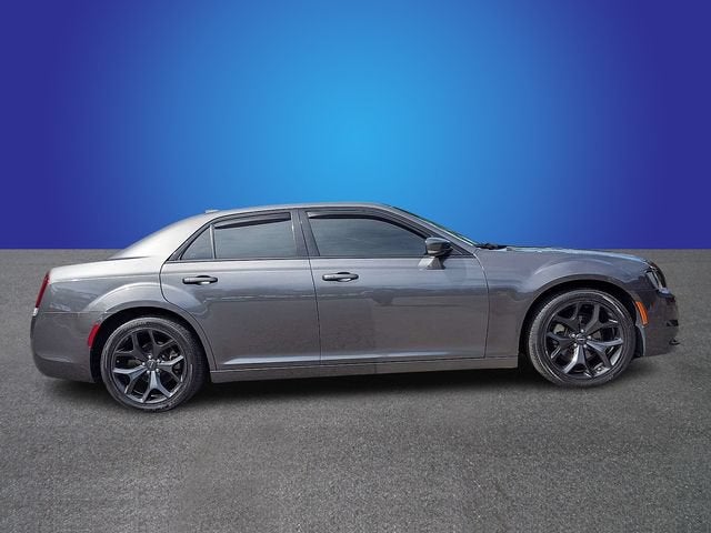 2022 Chrysler 300 300S