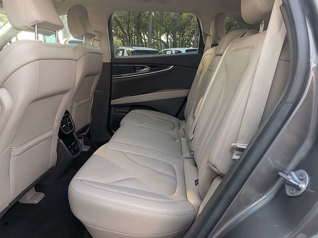 2022 Lincoln Nautilus Standard