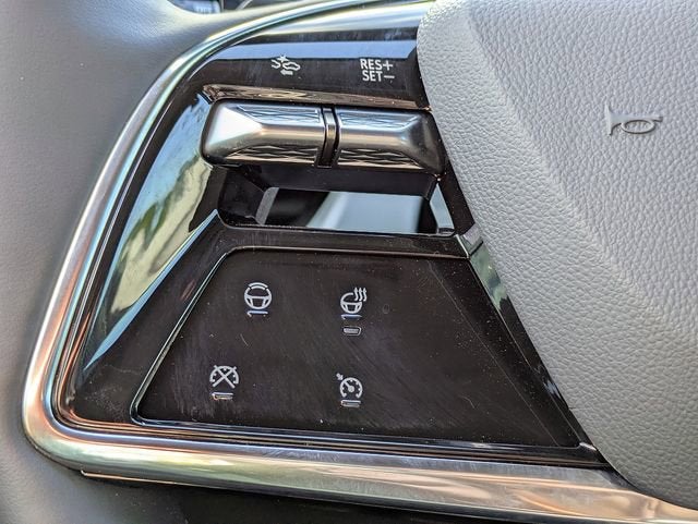 2026 Cadillac OPTIQ Premium Luxury