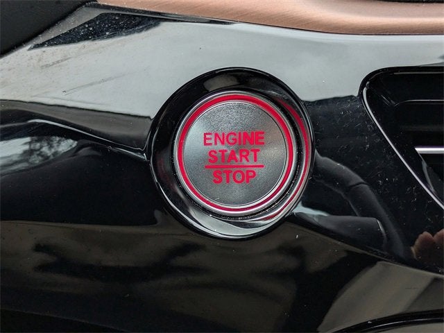 2022 Acura MDX w/Technology Package