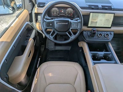 2025 Land Rover Defender X-Dynamic SE