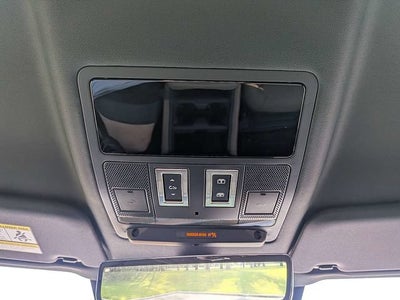 2025 Land Rover Defender X-Dynamic SE