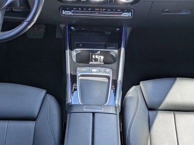 2025 Mercedes-Benz GLB GLB 250