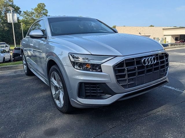 2022 Audi Q8 Premium