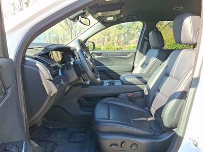 2024 GMC Acadia Elevation