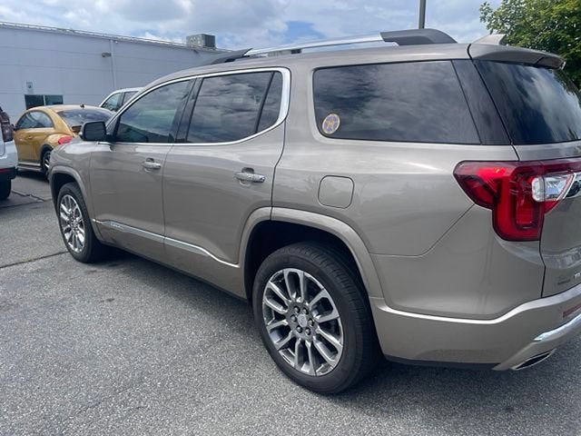 2022 GMC Acadia Denali